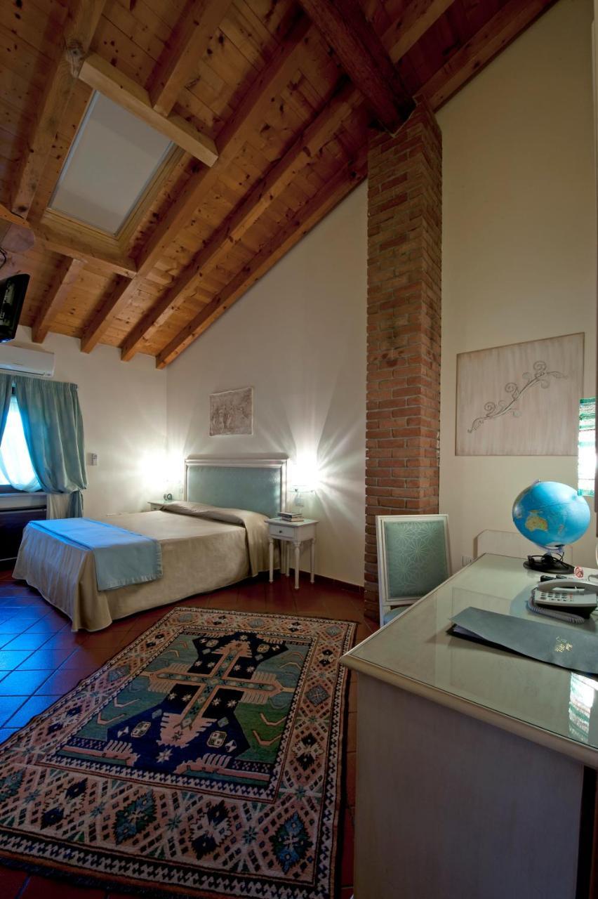 Resort La Mola Sommacampagna Exterior photo